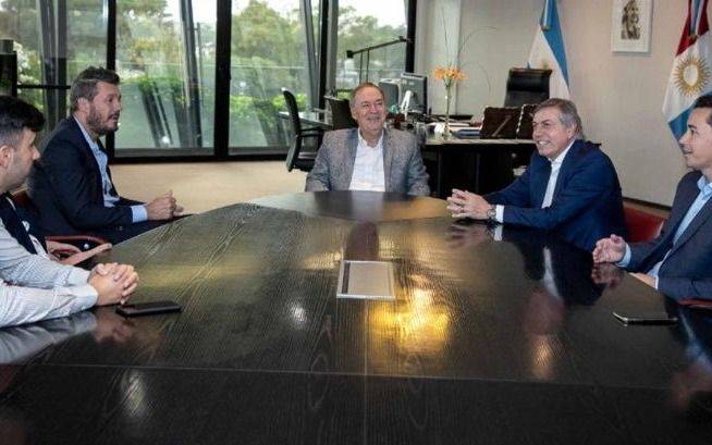 Otro mensaje político de Tinelli:  se reunió con Schiaretti en Córdoba