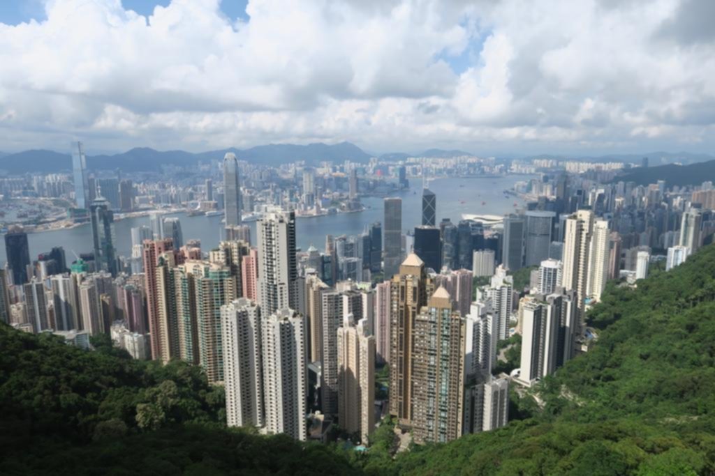 Dragones y rascacielos, entre los contrastes de Hong Kong
