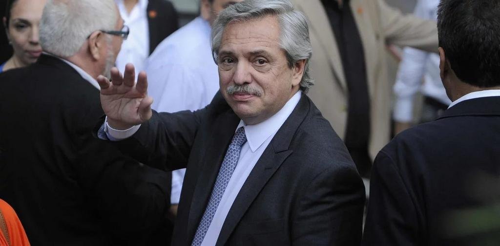 El Presidente abre las sesiones del Congreso y anuncia una reforma en la Justicia Federal