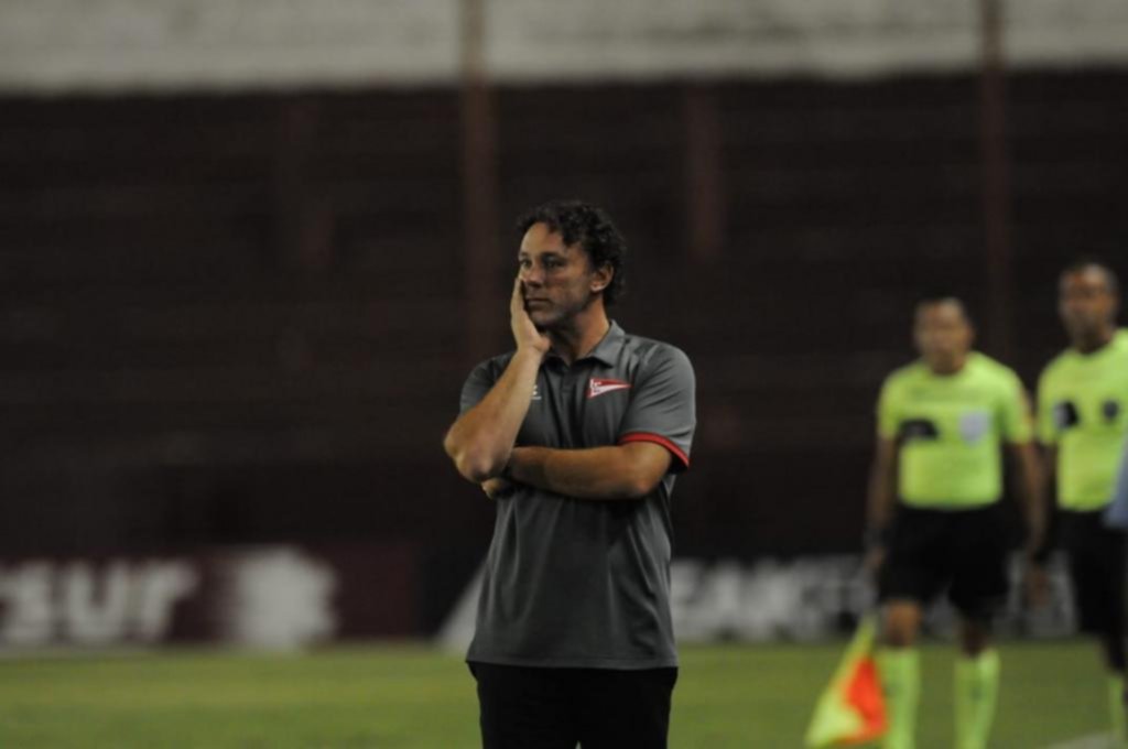 “Me quedo con el esfuerzo, que no nos descontrolamos y que se cumplió con el plan de juego”