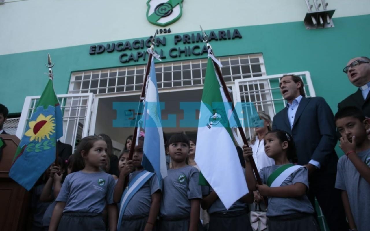 Con algunos inconvenientes, comenzaron las clases y la Ciudad retomó su ritmo definitivo