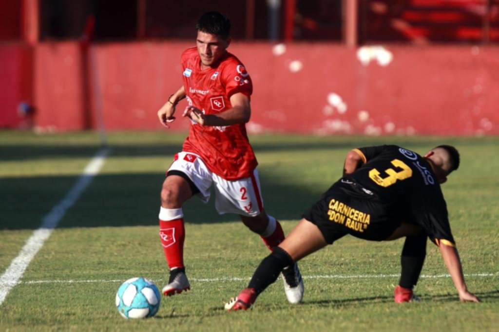 Camba volvió a ganar y se metió en la pelea