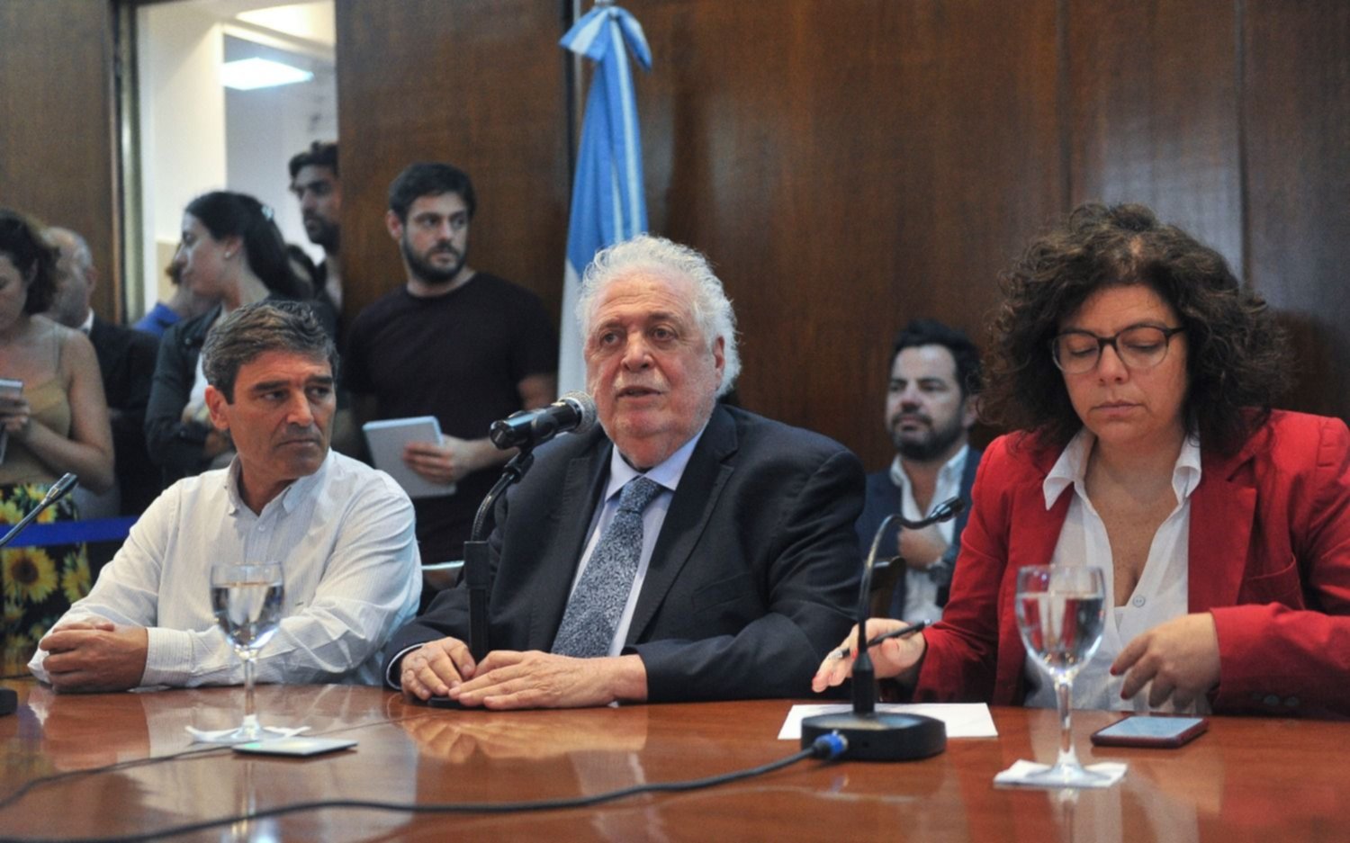 Ginés González García: "Tenemos el primer caso de coronavirus, es un paciente que vino de Italia"