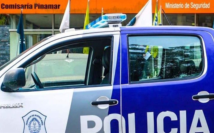 Una policía denunció haber sido violada por compañeros de la fuerza en Pinamar