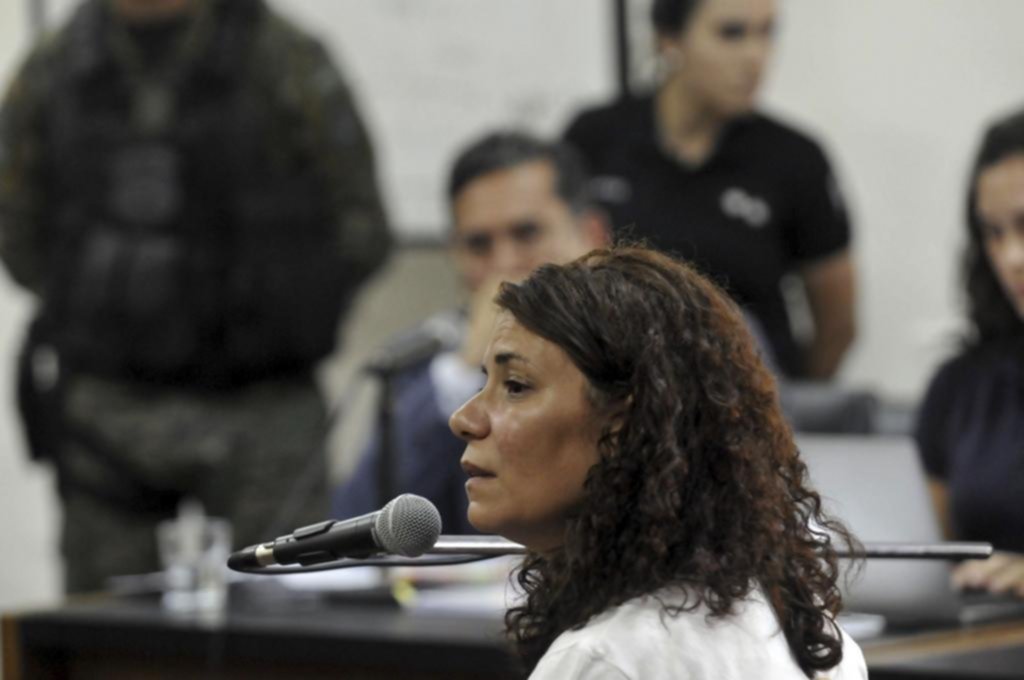 Para la madre de Renzo fue un “asesinato” y culpó a su ex marido y padre del menor