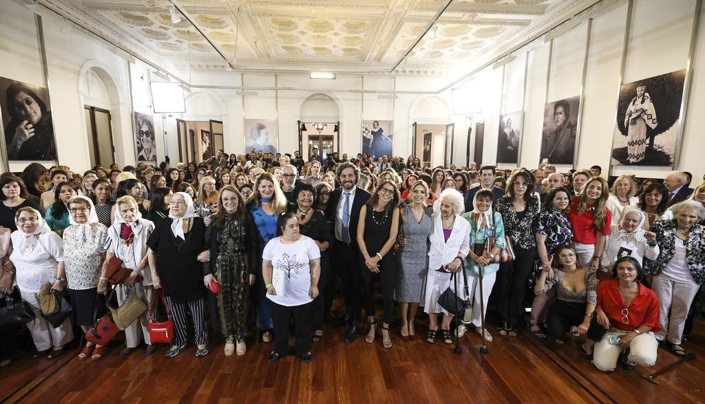 Reinauguraron el Salón de las Mujeres, que había sido transformado en oficinas