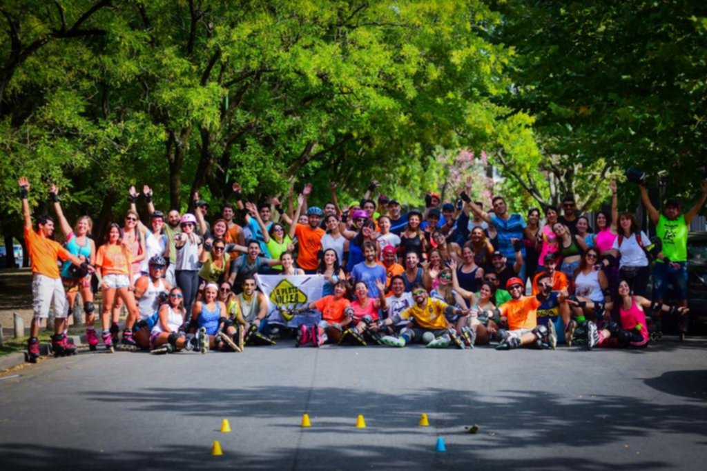 Andar en rollers, una pasión urbana que se mueve entre la diversión y el ejercicio
