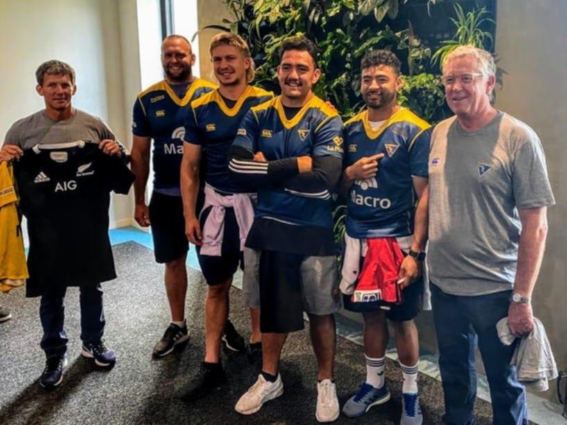 Los All Blacks se empilcharon de La Plata y fueron canarios