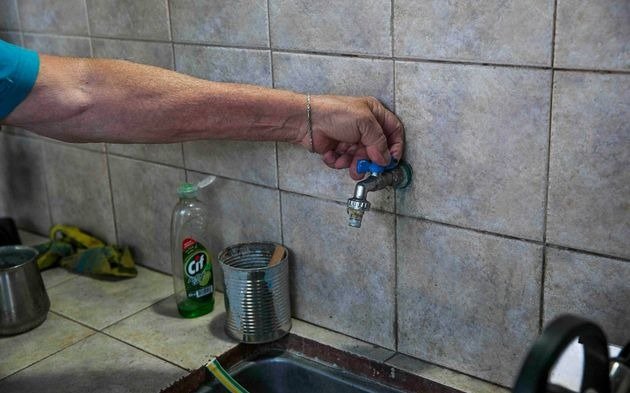 Ante la persistencia de problemas con el agua, piden que los usuarios sean retribuidos