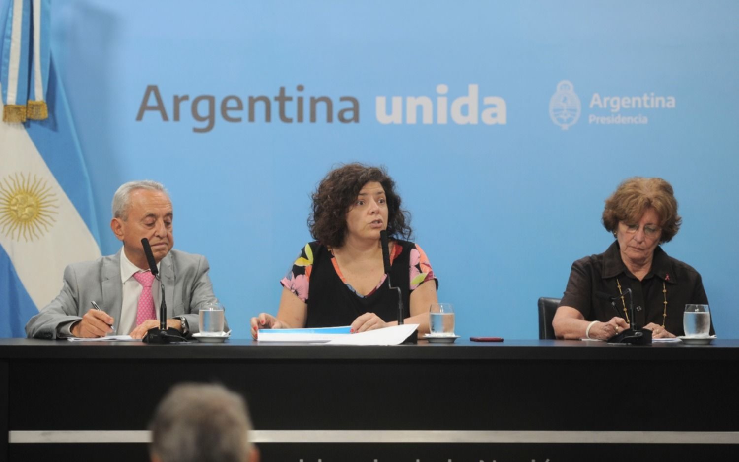 El Gobierno anunció un fondo de 1.700 millones de pesos para luchar contra el coronavirus