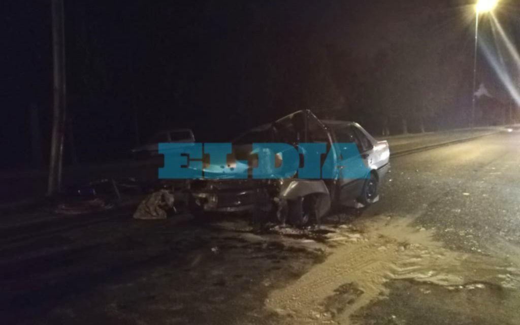 Accidente en Ensenada: perdió el control y chocó contra una columna
