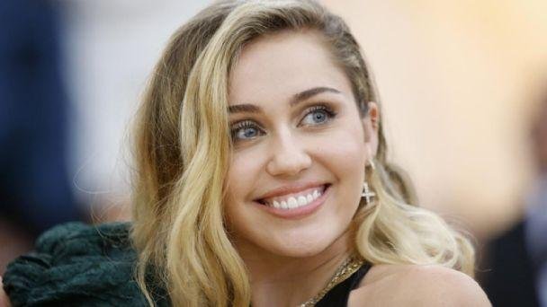 Miley Cyrus se baja de un festival en Australia