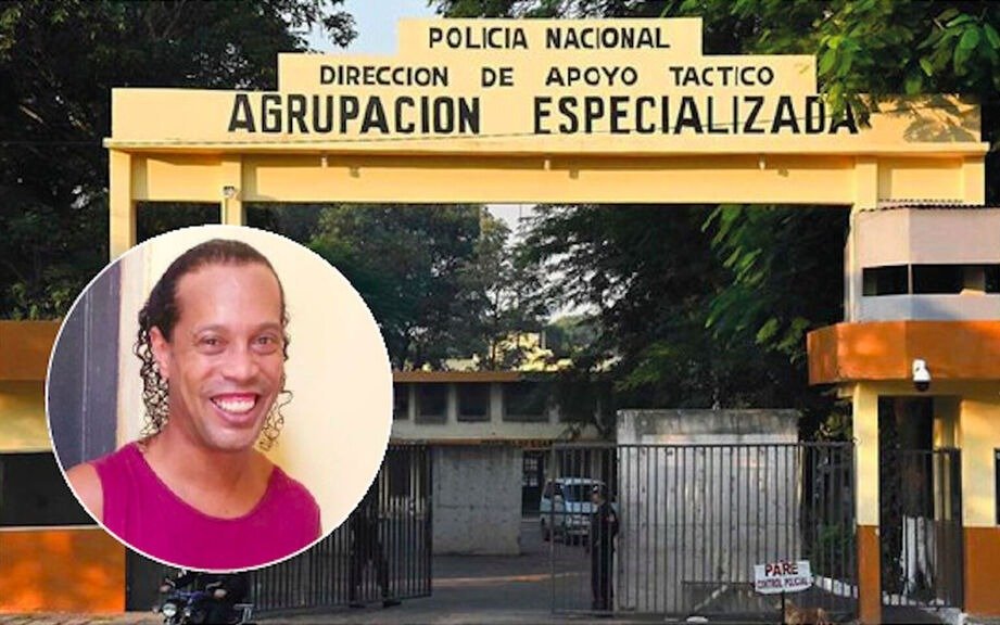 Ronaldinho sigue preso y los otros detenidos le ofrecieron jugar un partido