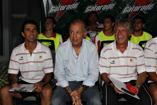 Por ahora, el Profe Blanco y Sabella no se van a sumar al Pincha