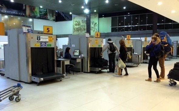 Citan a indagatoria a comerciantes chinos por no cumplir la cuarentena en Zárate