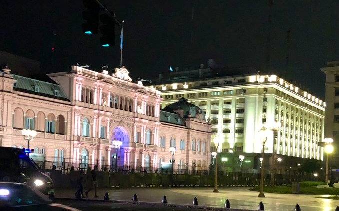 Implementan el control de fiebre obligatorio en el ingreso a la Casa Rosada