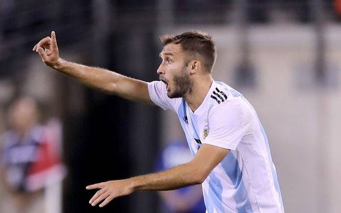 Un jugador de la Selección de fútbol con coronavirus: "Estoy en casa y ya sin síntomas" 