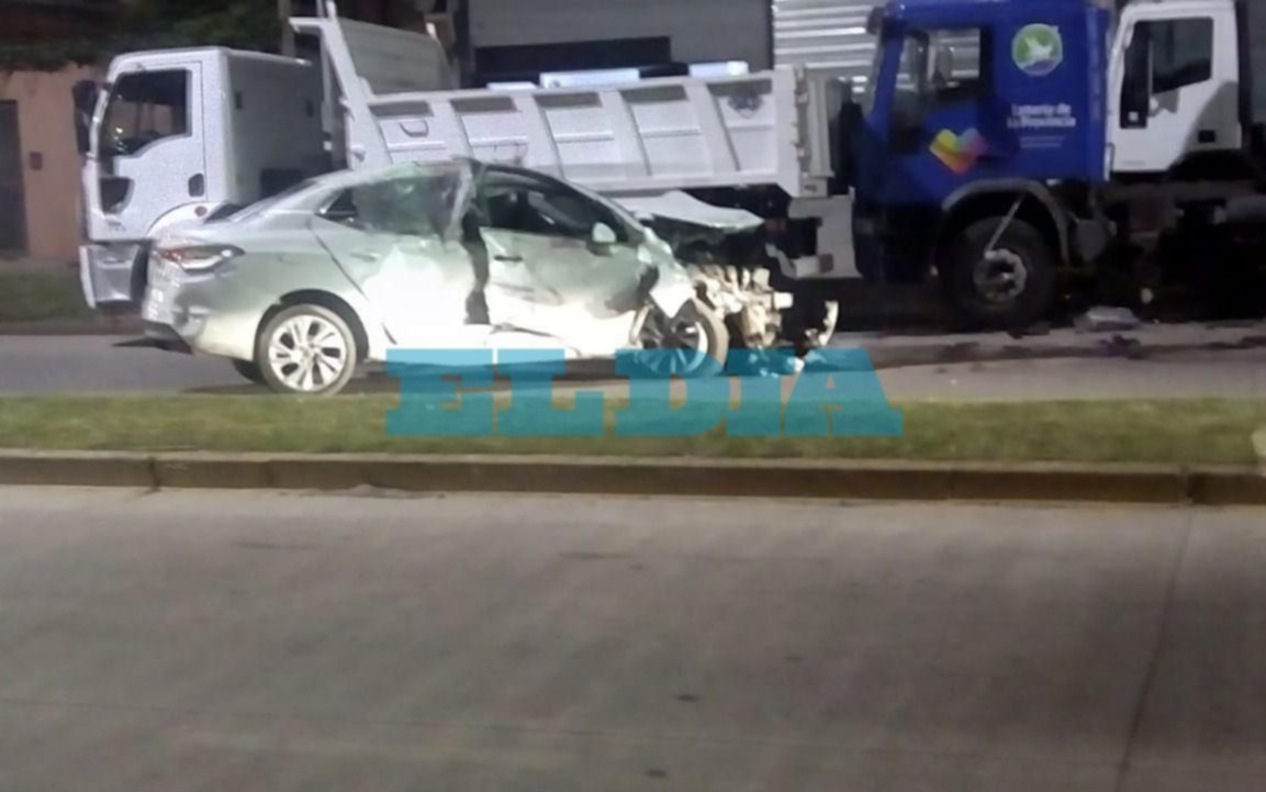 Accidente vial en 157 y 520: pese al violento impacto no se registraron heridos