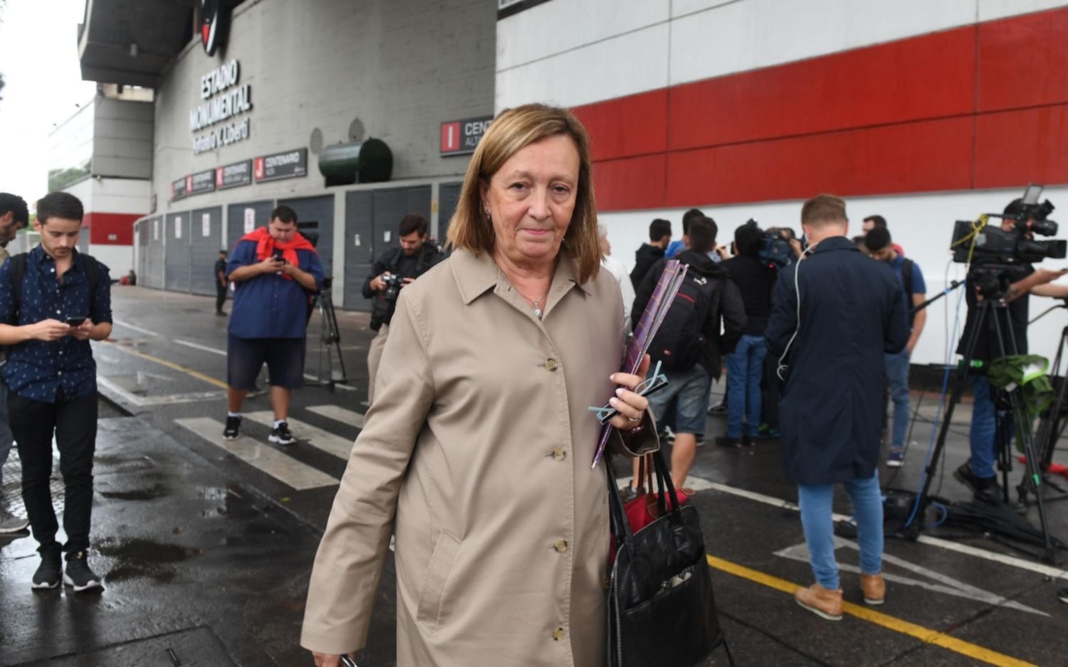El árbitro y Atlético Tucumán cumplieron el protocolo y River queda expuesto a una sanción