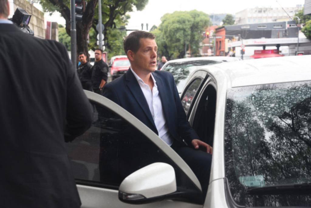 Delfino y el plantel tucumano cumplieron con el protocolo en Núñez y River sería sancionado