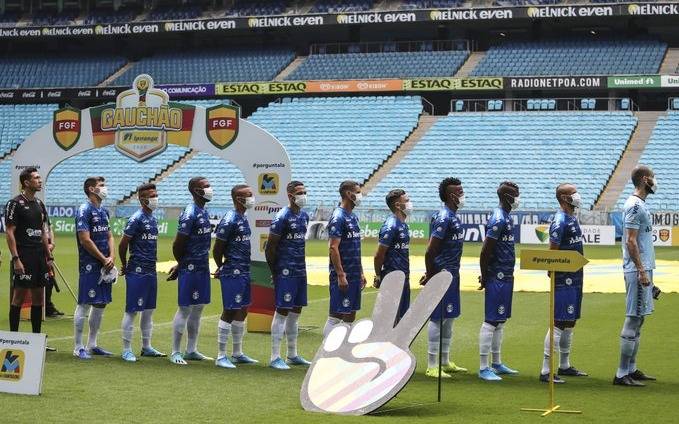 La original protesta del Gremio por no suspenderse el fútbol en Brasil