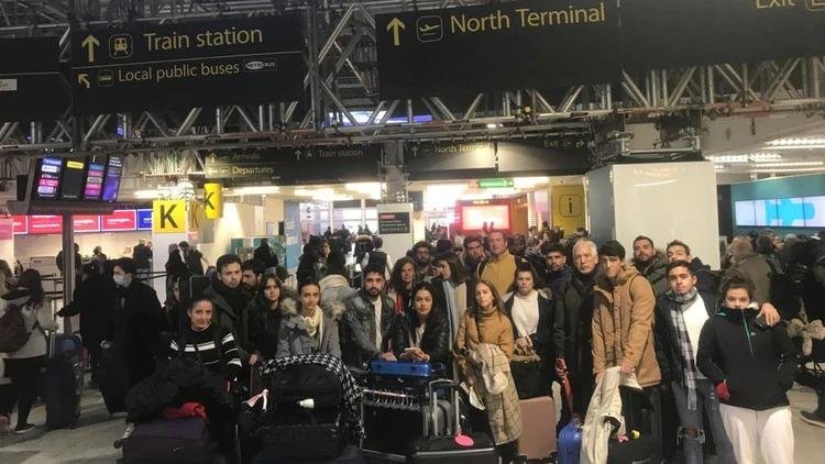 Unos 300 argentinos quedaron varados en Londres y no pueden regresar al país