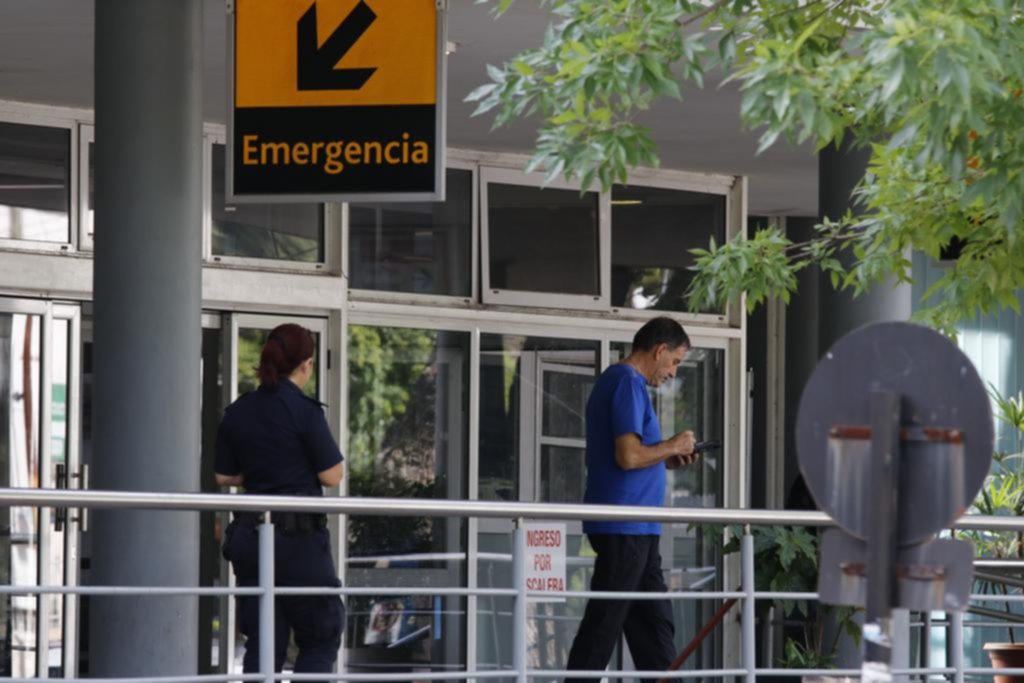 En los hospitales empieza la aplicación de un protocolo para restringir la circulación de gente