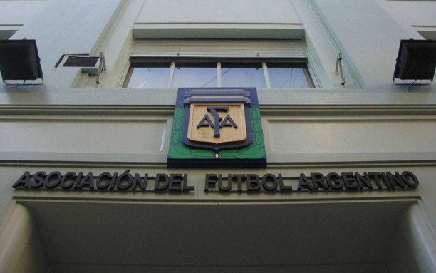 ¿Sigue o no la Copa de la Superliga?: los dirigentes se reunirán mañana y Marchi admitió que "la decisión será de los futbolistas"