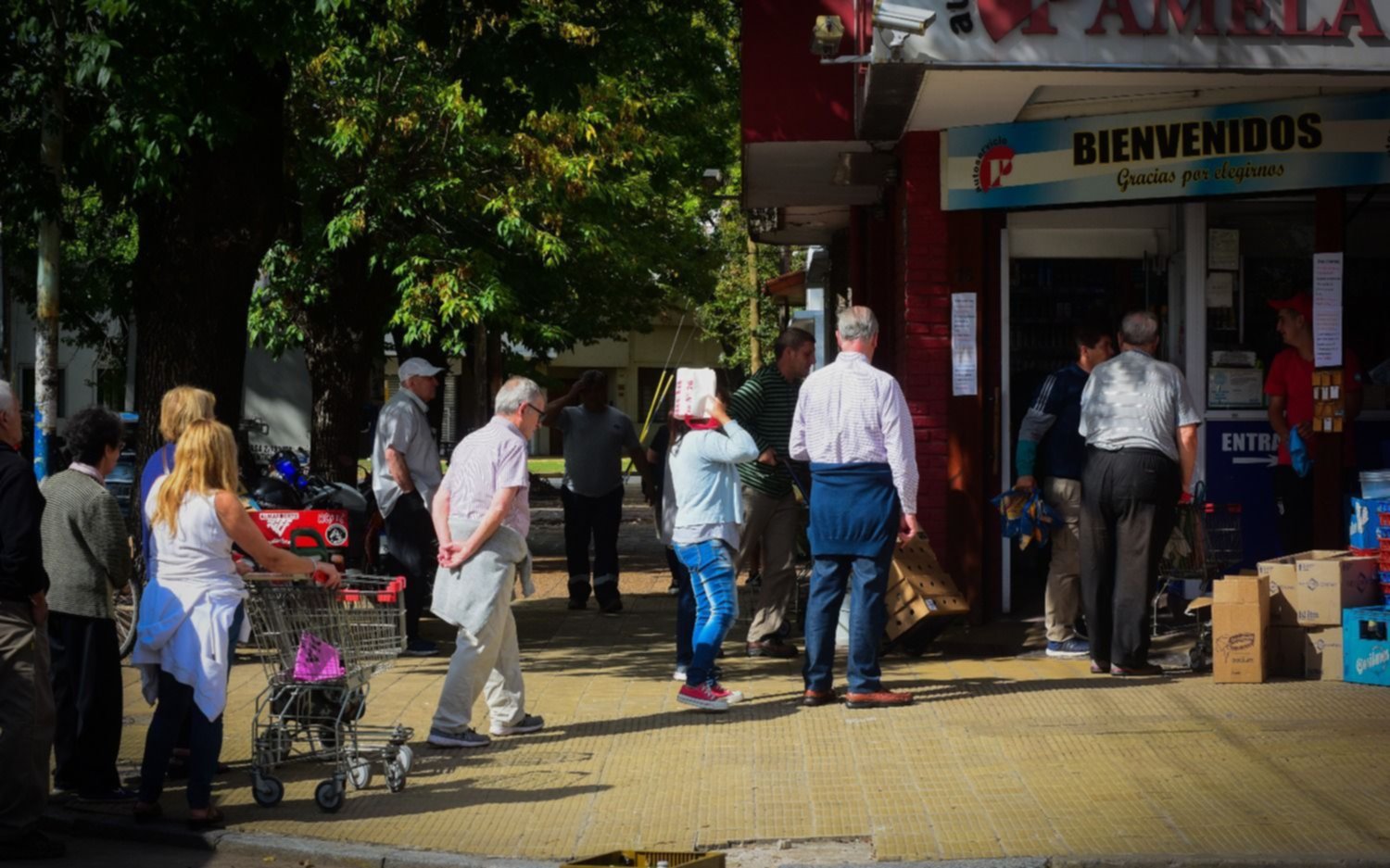 El coronavirus impacta en los hábitos de consumo y ya se percibe en la calle