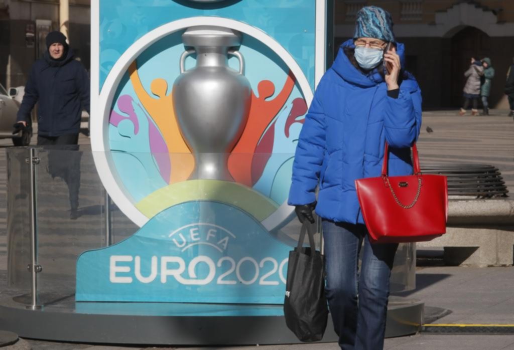 La UEFA suspendió la Eurocopa pensando en los finales de las competencias