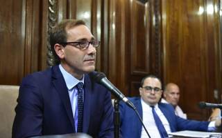 En el municipio, las reuniones son permanentes y las decisiones, minuto a minuto