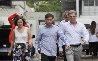 Kicillof está reunido con intendentes en La Plata: buscan llevar conciencia al interior bonaerense