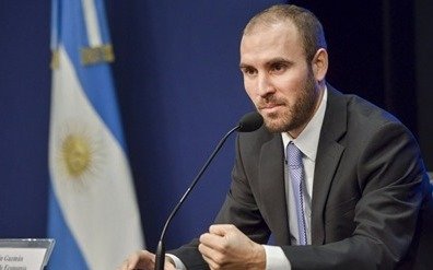"Aún tenemos tiempo para un proceso de reestructuración de deuda ordenado", dijo Guzmán