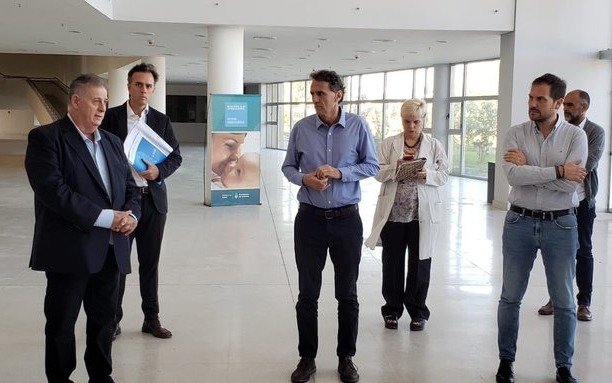 Katopodis recorrió el Hospital Favaloro de La Matanza, que se reactiva para afrontar el coronavirus