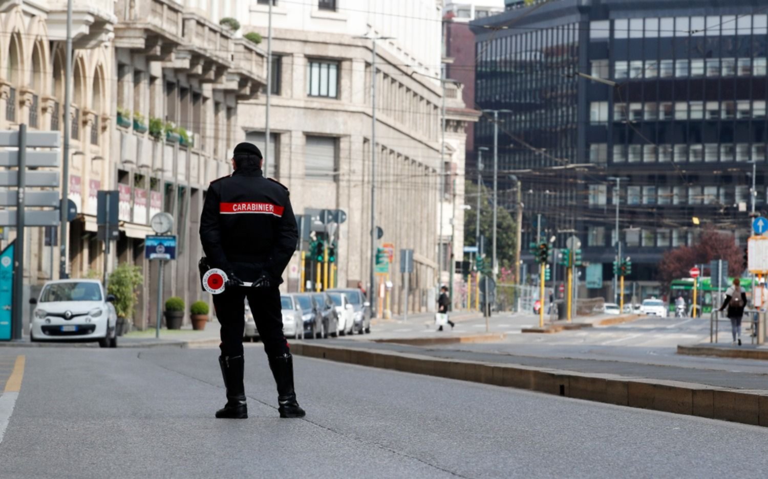  Italia suma 651 muertos en un día y balance total roza los 5.500 