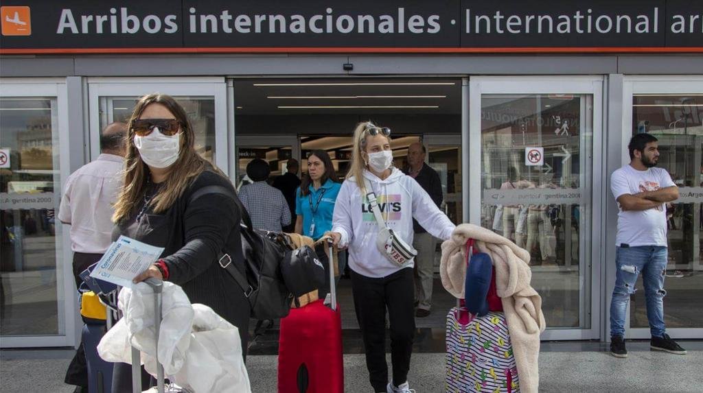 Aseguran que estudiarán “caso por caso” para repatriar a los argentinos varados