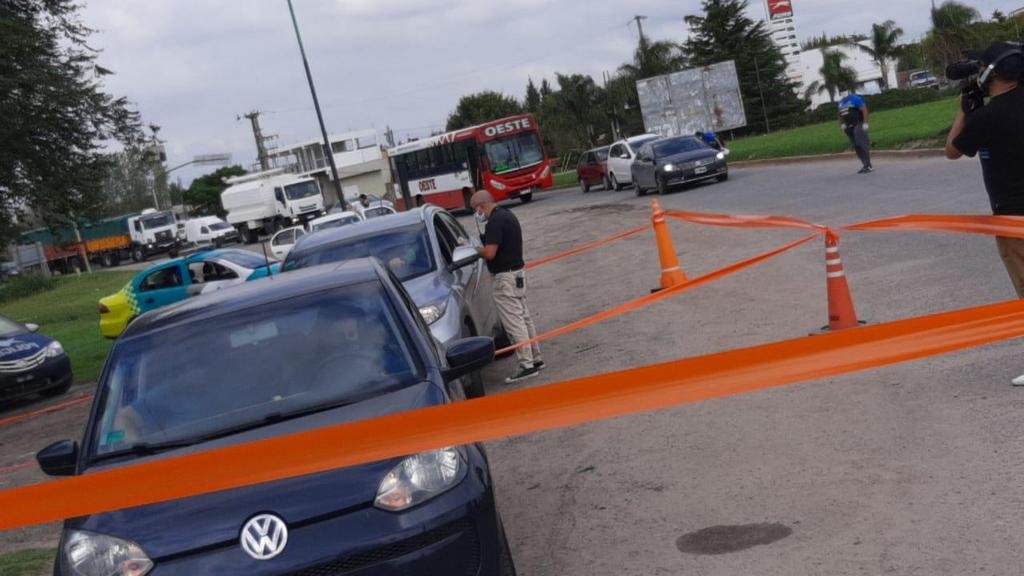 En 4 días, restringen el acceso a más de 1.000 vehículos que no tenían permiso