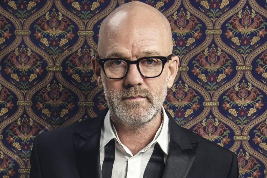 Michael Stipe: después del regreso de “It’s the end of the world”, lanza un nuevo tema