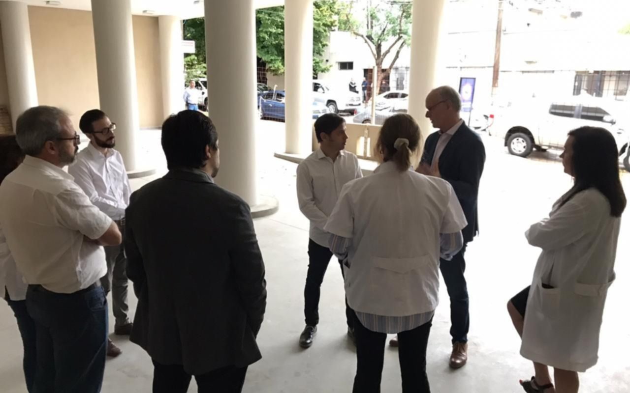Kicillof recorrió nuevas instalaciones del Hospital Rossi preparadas para la pandemia