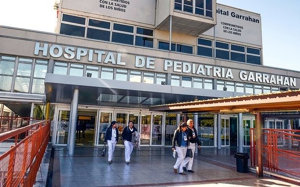Un médico de 42 años del Garrahan es el primer caso de Covid-19 en ese hospital