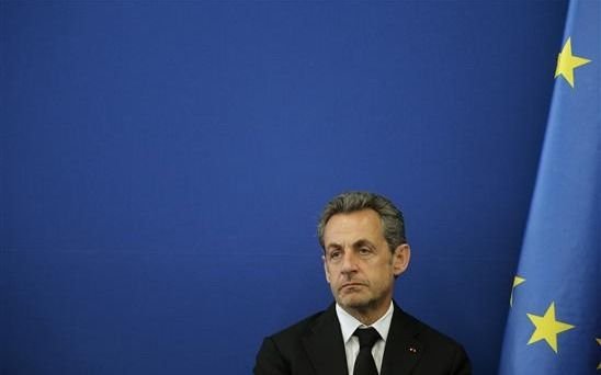 Ex presidente francés Sarkozy fue condenado a 3 años por corrupción y tráfico de influencias