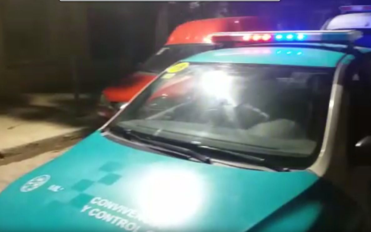 Un agente de tránsito quiso hacerle un multa a un infractor: le rompieron la nariz de un "tucumano"