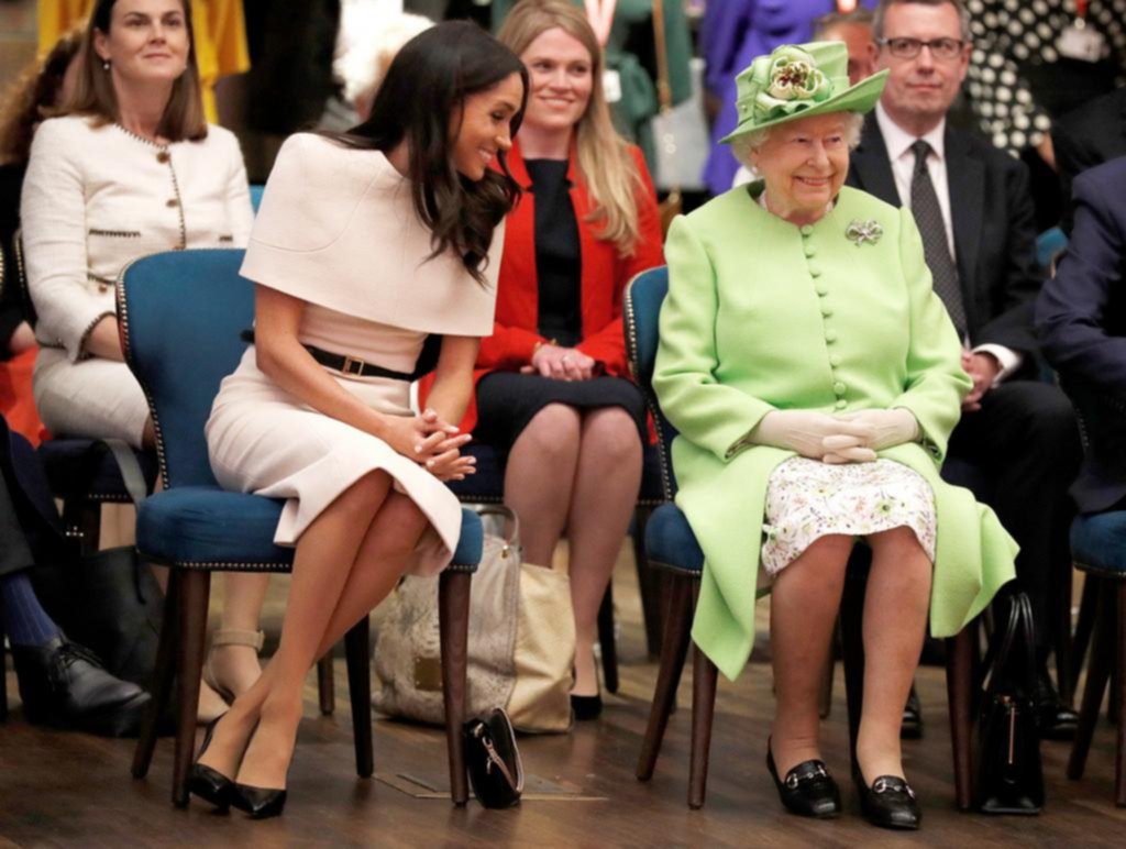 Meghan acusa a la familia real de mentir sobre ella y el príncipe Harry