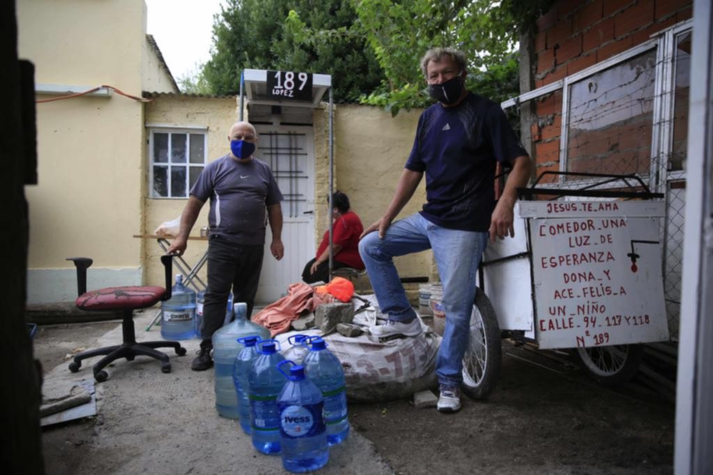 Pasan los meses y no hay soluciones para un comedor sin agua