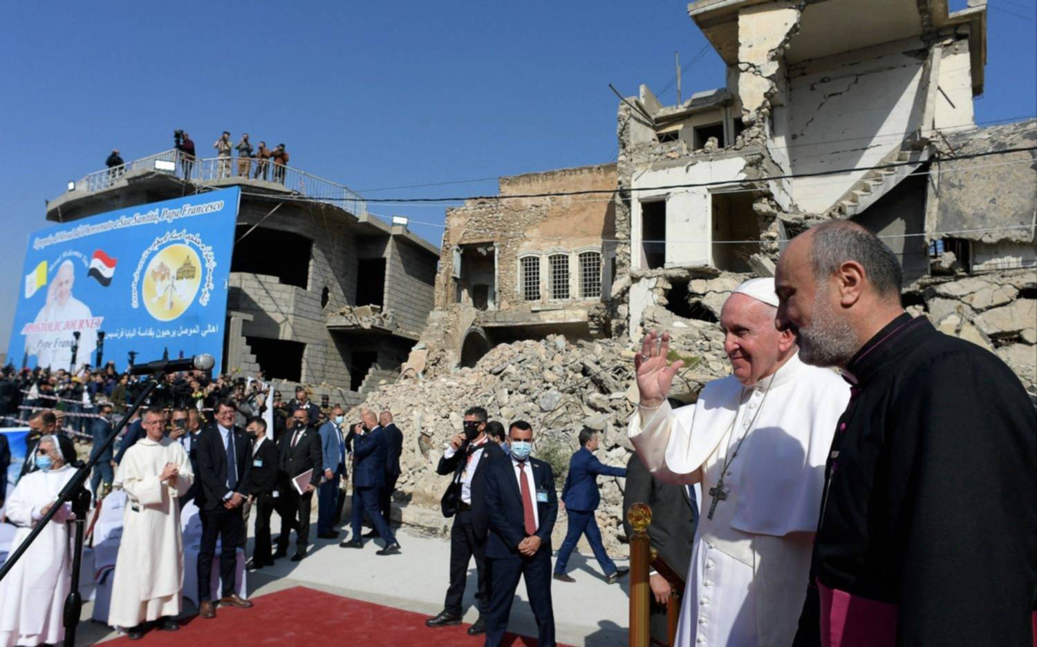 El Papa se despidió de Irak con mensajes contra el terrorismo y por una reconstrucción sin venganza