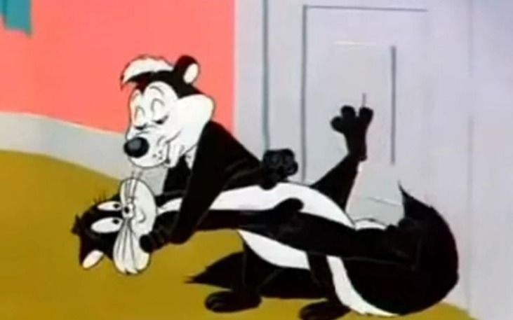 Le bajan el pulgar al dibujo animado Pepe Le Pew por "normalizar el abuso"
