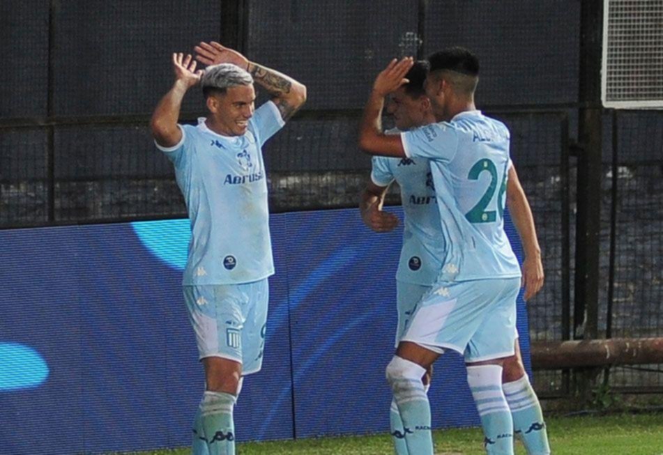 Se despertó Racing y Pizzi renovó su crédito como entrenador