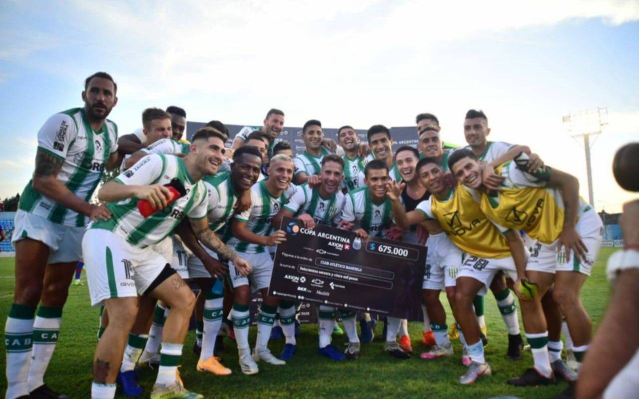 Banfield pasó de ronda en la Copa Argentina al vencer a Güemes de Santiago del Estero