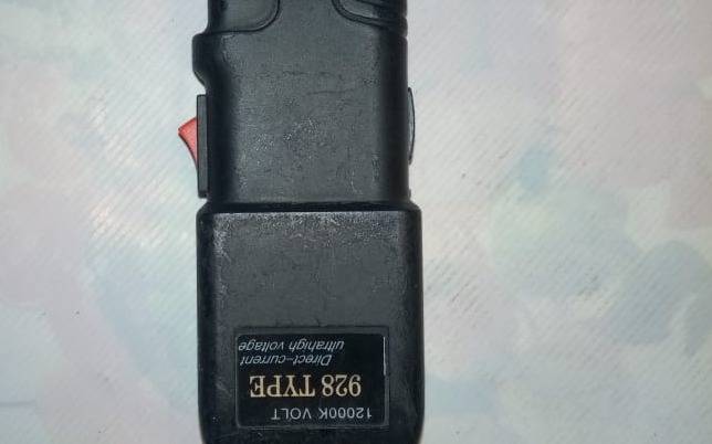 Cayó el ladrón de la picana y su cómplice en el asalto a un supermercado en 22 y 69