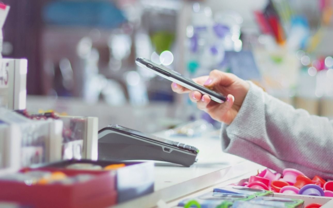 Los comercios de La Plata que desde mañana ofrecerán descuentos del 45% con Cuenta DNI